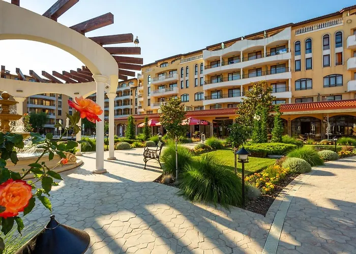 Royal Sun Complex Aparthotel 3*