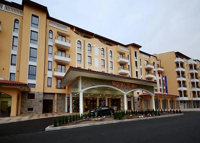 Royal Sun Complex Aparthotel 3*