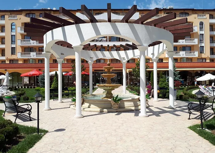 Royal Sun Complex Aparthotel 3*