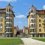 Royal Sun Complex Aparthotel 3*