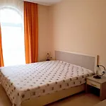 Royal Sun Complex Aparthotel 3*