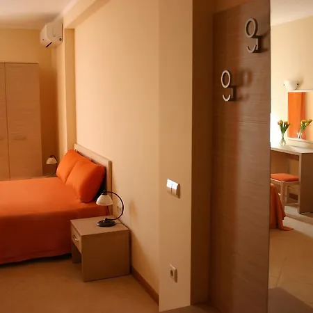 Royal Sun Complex Apart-hotel 2*