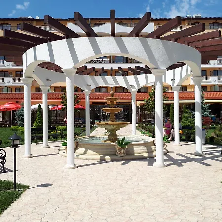 Royal Sun Complex Apart-hotel 2*