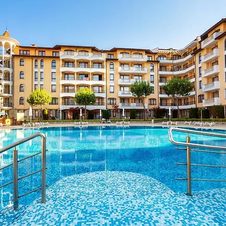 Royal Sun Complex 公寓式酒店 阳光海滩