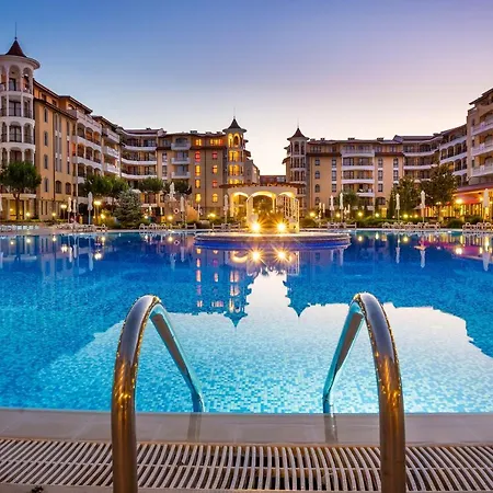 Royal Sun Complex 2* 阳光海滩