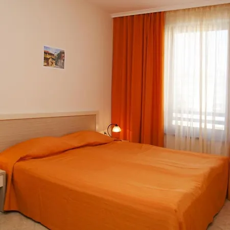 Royal Sun Complex 3* ساني بيتش