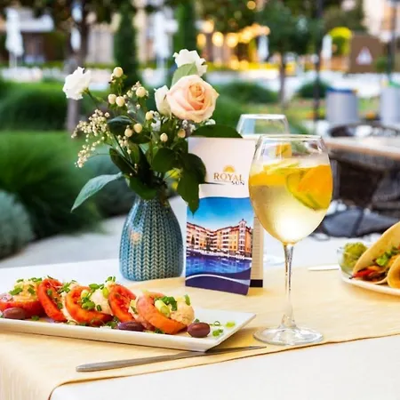 Royal Sun Complex Apartahotel 3*