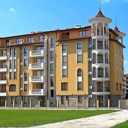 Royal Sun Complex Aparthotel 3*